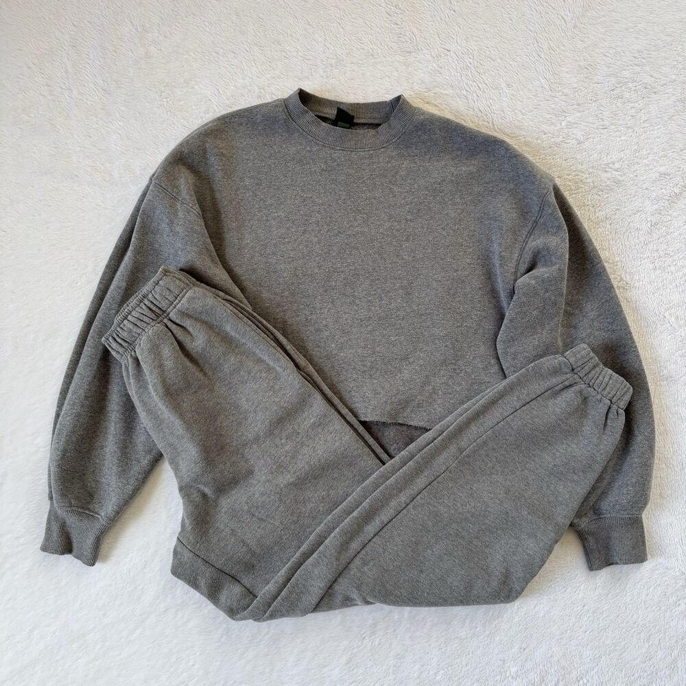 Wild Fable Women’s Jogger Sweatpants And Cropped Sweatshirt Set Of 2 XXS Gray